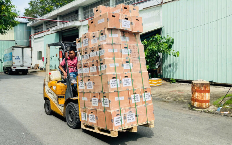 Lô hàng động cơ điện số lượng khủng