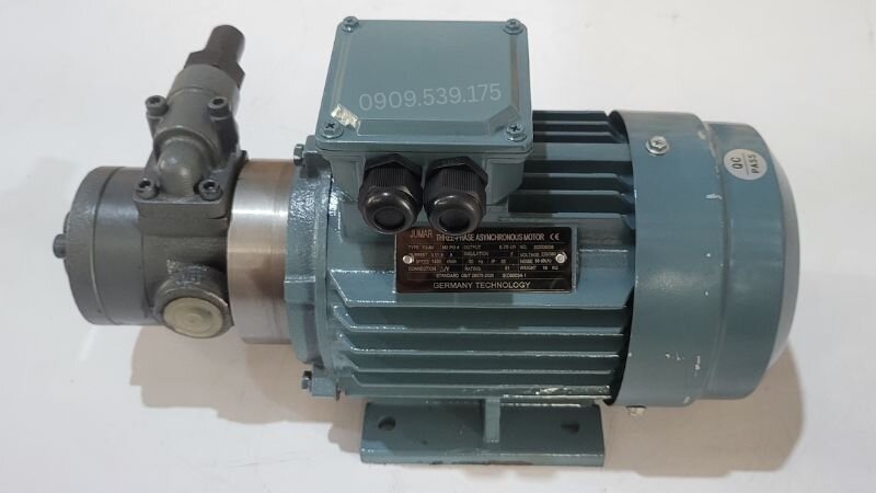 Mua máy bơm dầu thủy lực chất lượng cao tại Thành Thái Motor.