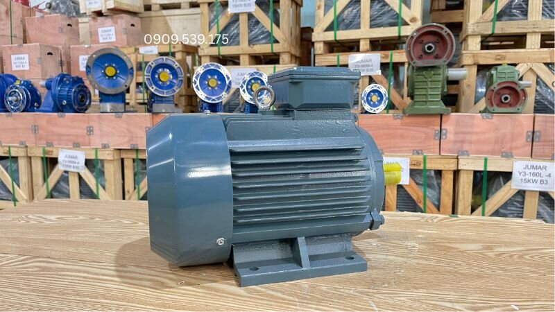 Vai trò cấp nguồn của máy phát và vai trò truyền động tải cơ học của motor trong sản xuất, dân dụng