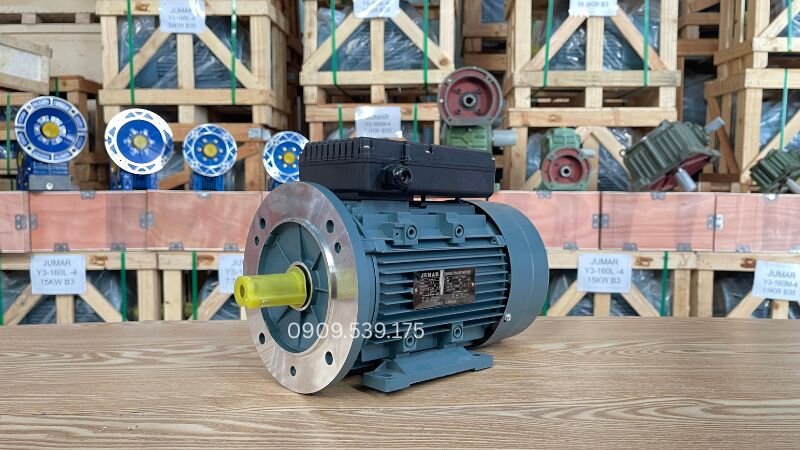 Trục bị kẹt hoặc tải nặng làm kéo dài thời gian khởi động, gây nóng và nổ tụ.