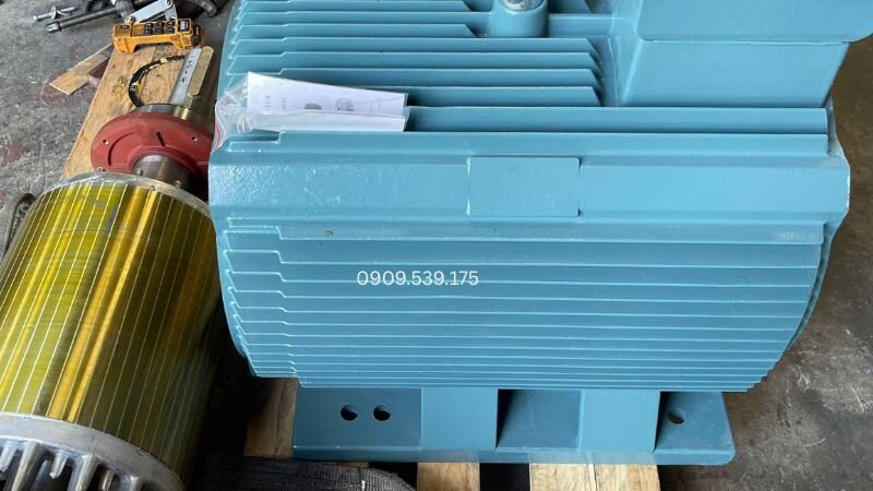 Trình tự các thao tác cơ khí để dịch chuyển và đưa trục rotor về lại vị trí đồng tâm với lòng stator